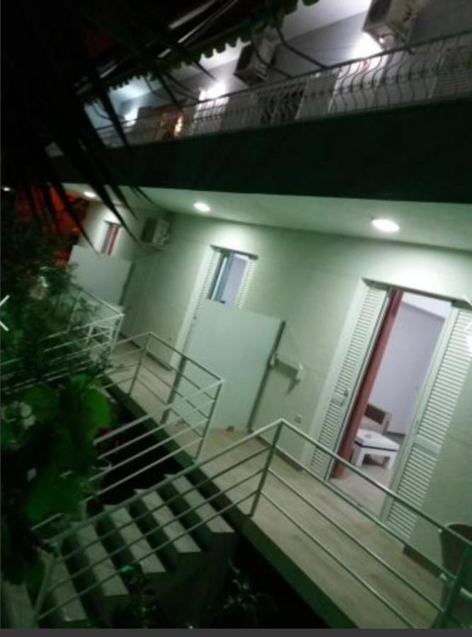 Villa Kristiana Sarandë エクステリア 写真