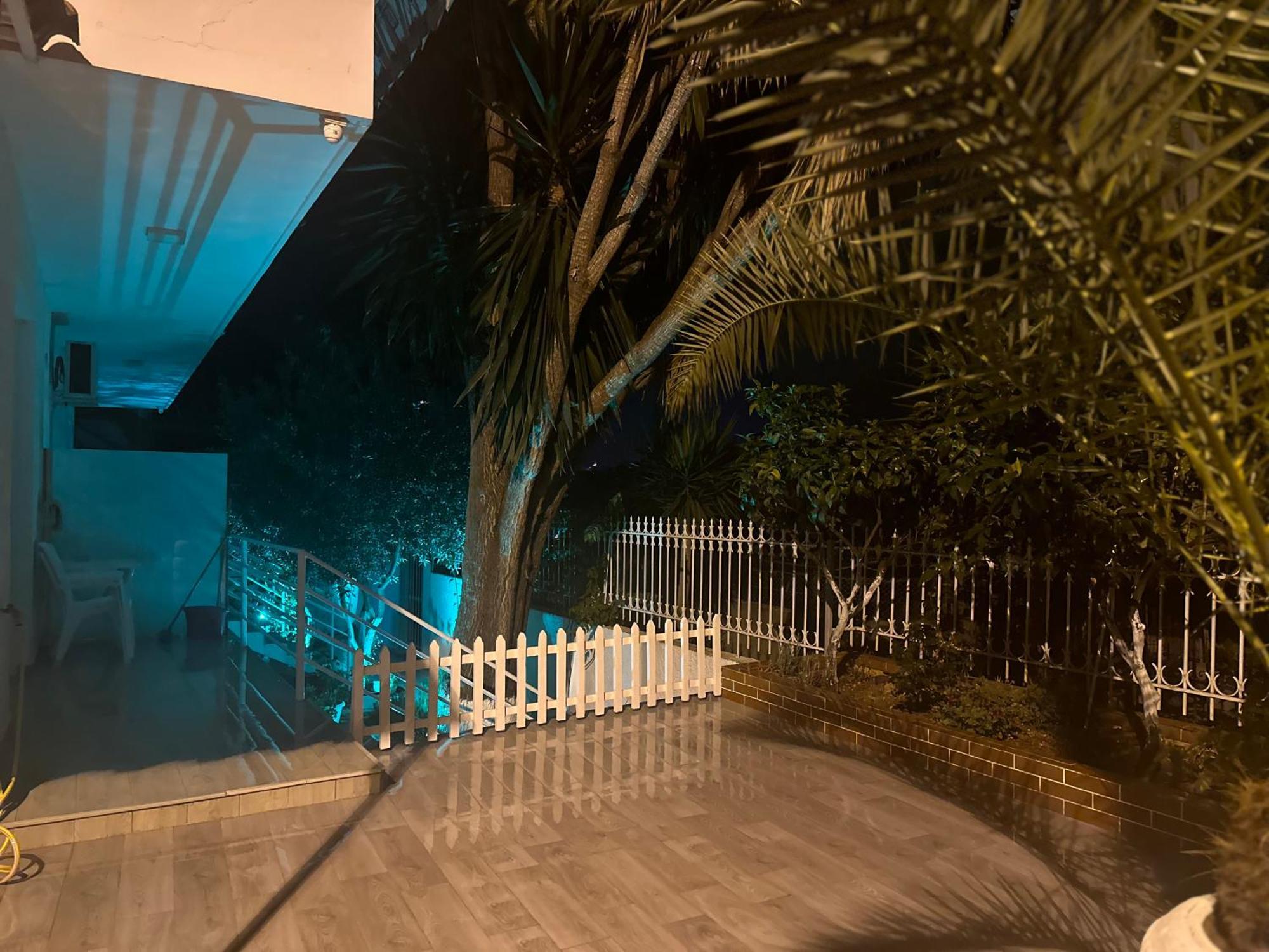 Villa Kristiana Sarandë エクステリア 写真